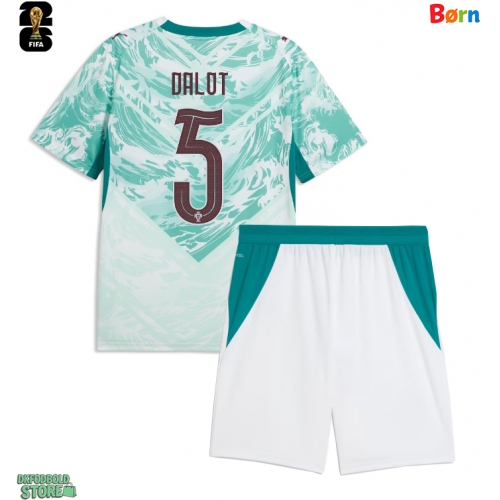 Portugal Diogo Dalot #5 Replika Babytøj Udebanesæt Børn VM 2026 Kortærmet (+ Korte bukser)